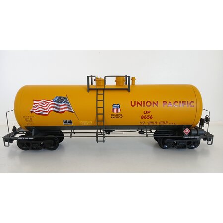 USA TRAINS 42 ft. Modern Tank Car Union Pacific mit Flagge (mit Mängeln)