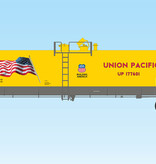 USA TRAINS 55 ft. Modern Tank Car Union Pacific with flag