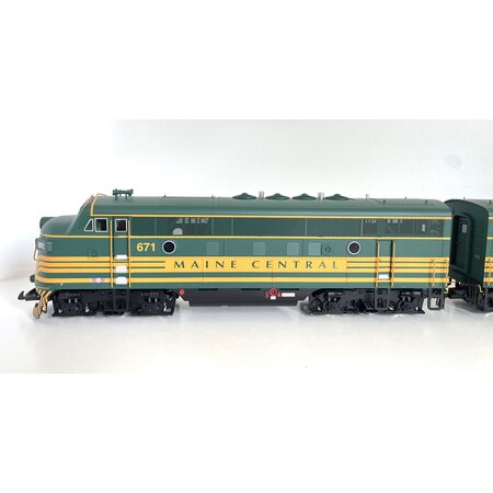 USA TRAINS F3 AB Doppellok Maine Central / ZIMO DCC-Sound guter Zustand