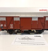 Märklin Spur 1 Gedeckter Güterwagen mit Schienenreinigung DB
