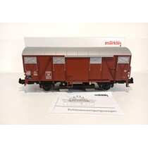 Spur 1 Gedeckter Güterwagen mit Schienenreinigung DB