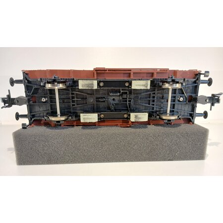Märklin Spur 1 Gedeckter Güterwagen mit Schienenreinigung DB