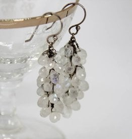 Lacom gems Moonstone earrings