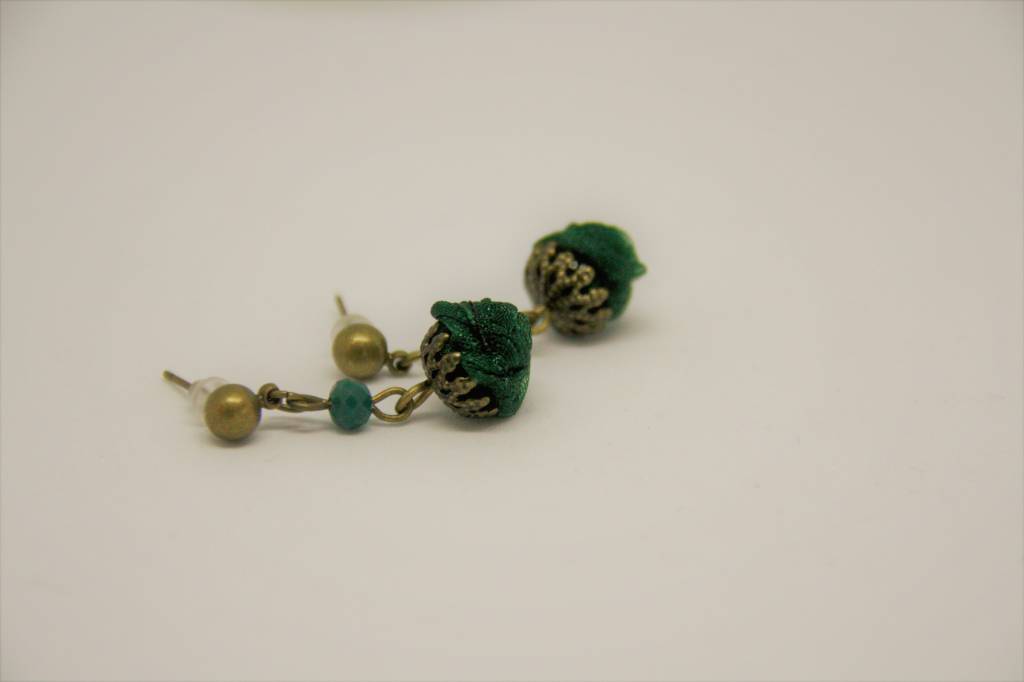 Ana Popova Green christelle earrings