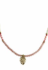 Hultquist Short Hultquist necklace with leaf pendant