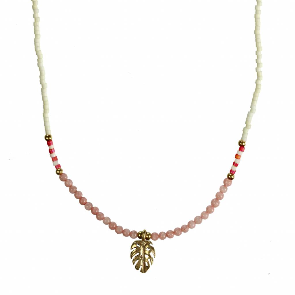 Hultquist Short Hultquist necklace with leaf pendant