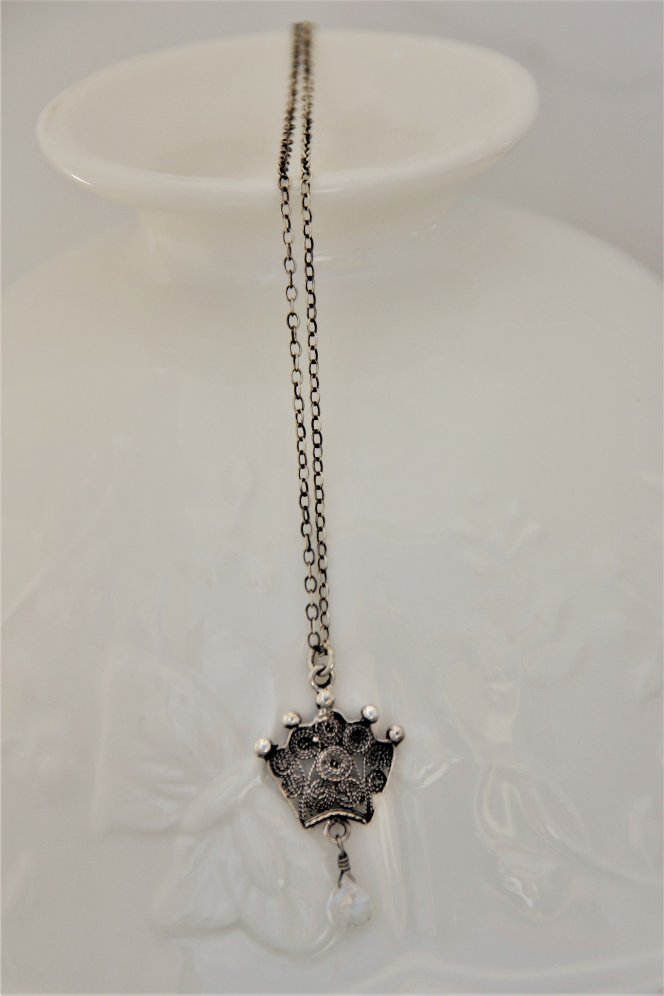 Yvone Christa Fine Yvone Christa necklace with filigree pendant