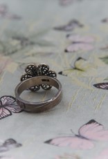 Yvone Christa Silver flower ring