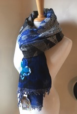 The blue Turban Blue scarf