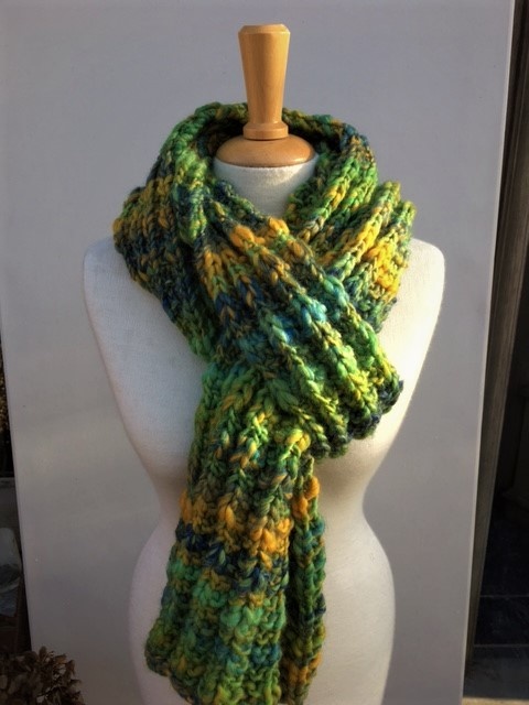 Made by Amberhoeve Handmade scarf