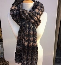 Made by Amberhoeve Handmade scarf