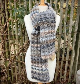 Made by Amberhoeve Handmade scarf