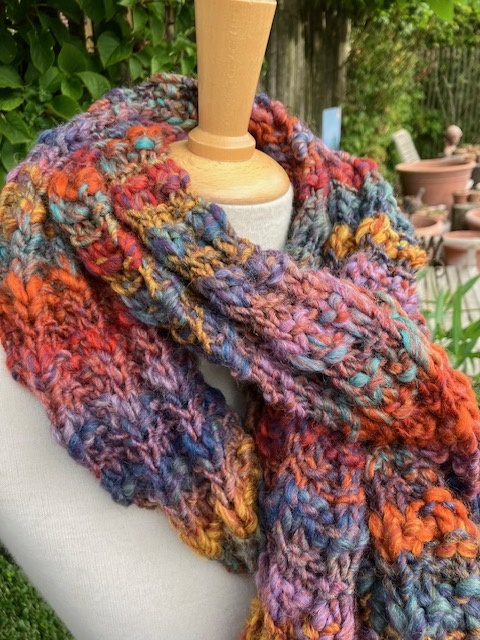 Made by Amberhoeve Handmade scarf