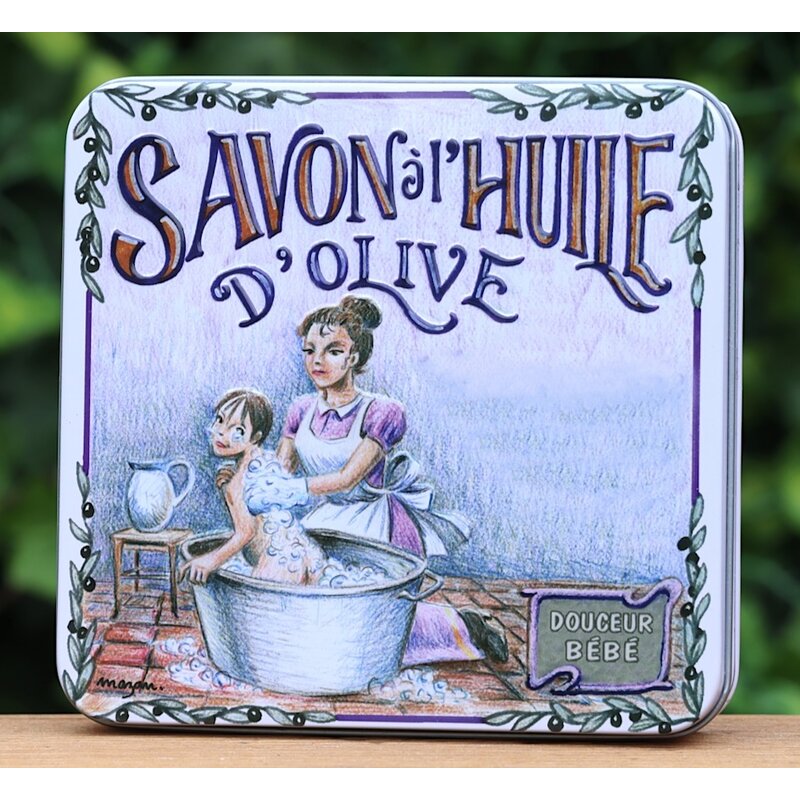 Blik met 4 verschillende zepen bain (bad)