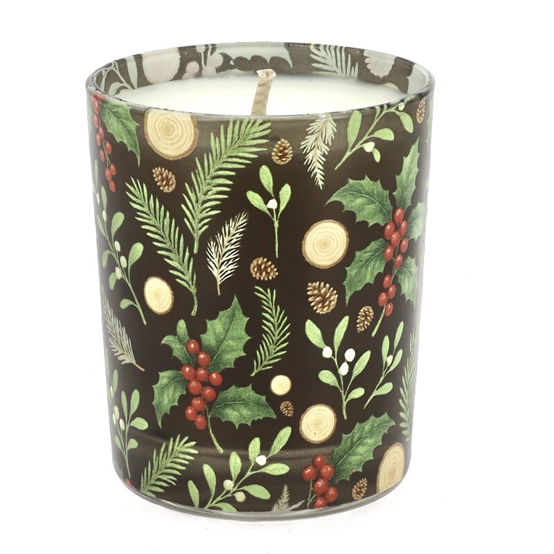 Grote geurkaars in de geur dennen