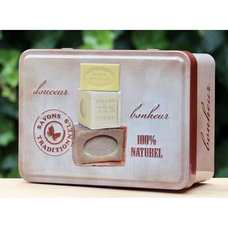 Blik met alepzeep en spons