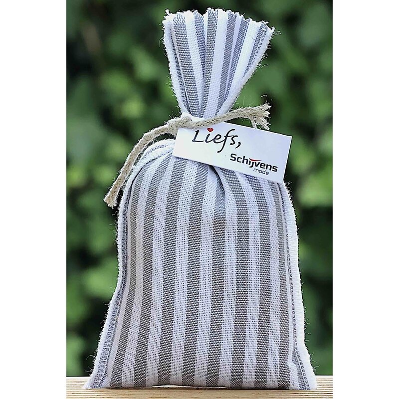 Lavendelzakje met eigen logo kaartje