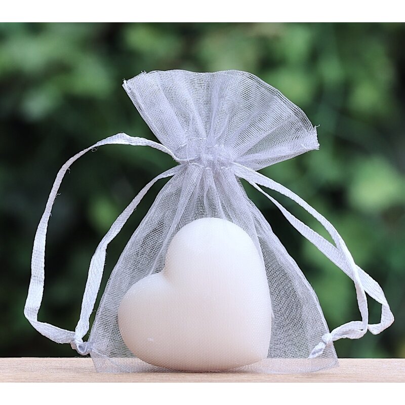 Hartzeepje in organza zakje