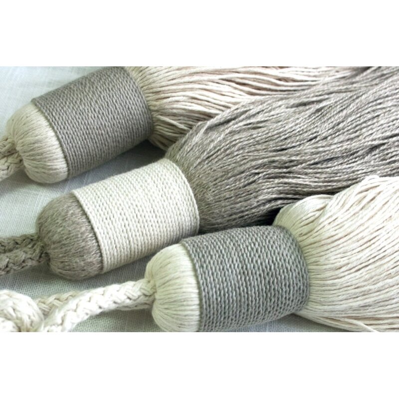 Embrasse grote kwast geel