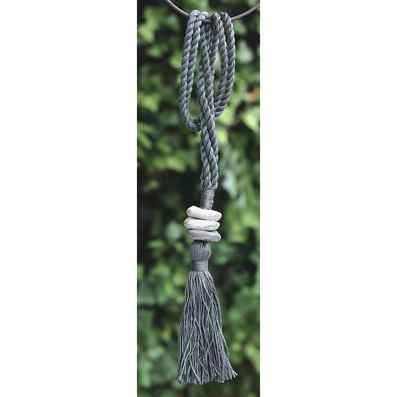 Embrasse met kiezelsteentjes