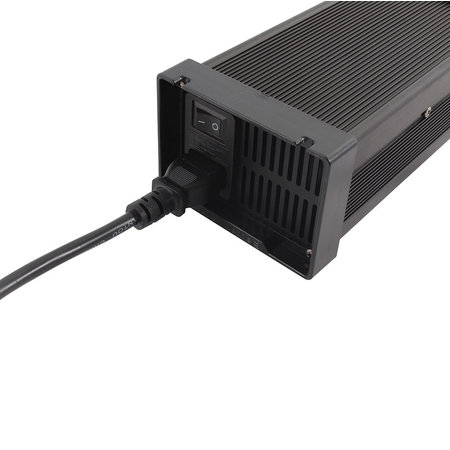 BatteryLabs MegaCharge Gel 60V 5A - XLR Stekker