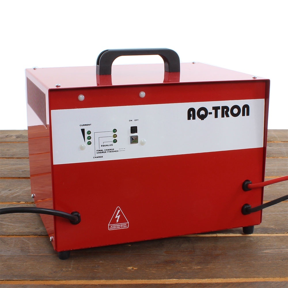 AQ24M25 Acculader 24V 25A Wa