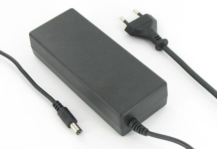 Laptop AC Adapter 90W voor Toshiba Satellite PSAA3E