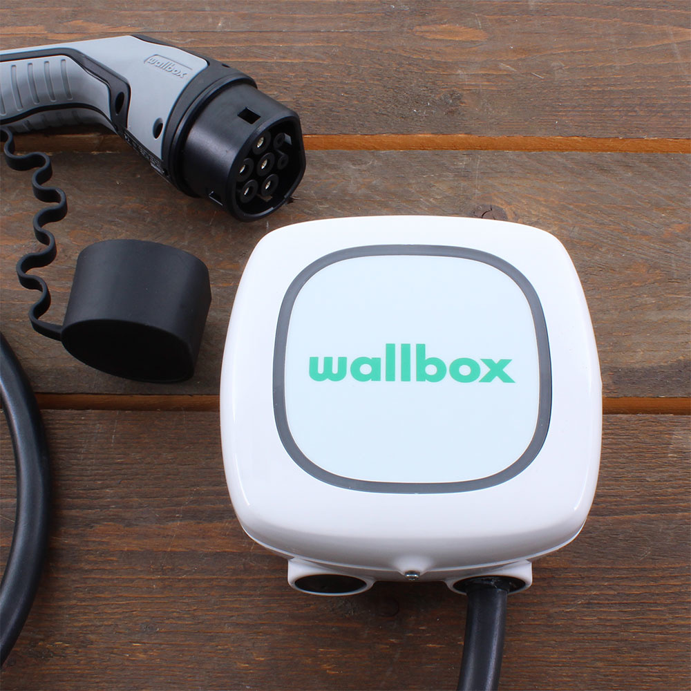 Pulsar Plus 22 kW - EV Laadstation type 2 met 7m vaste rechte laadkabel - Wit