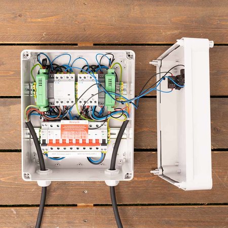 LS24 Dubbele Laadpaal 2 x 16A - 1 of 3 fase - Type 2