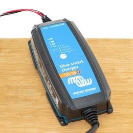 Victron Blue Smart IP65 Acculader 12/7