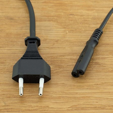 Micro Connect Voedingskabel / power cord C7 1.5M voor o.a. televisie, laptop, camera, printer