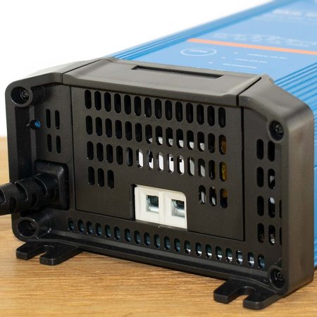 Victron Blue Smart IP22 Acculader 24/12 (1) - 120V