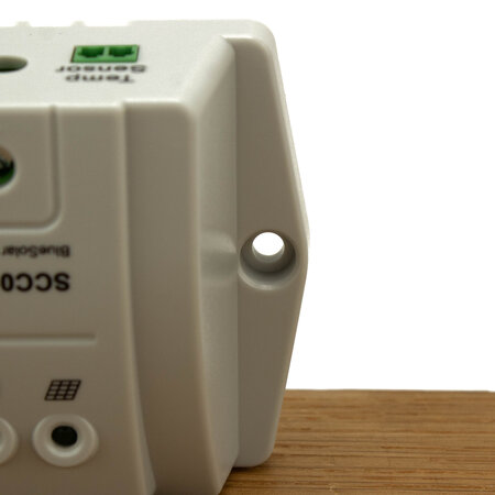 Victron BlueSolar PWM Pro 12/24V-10A
