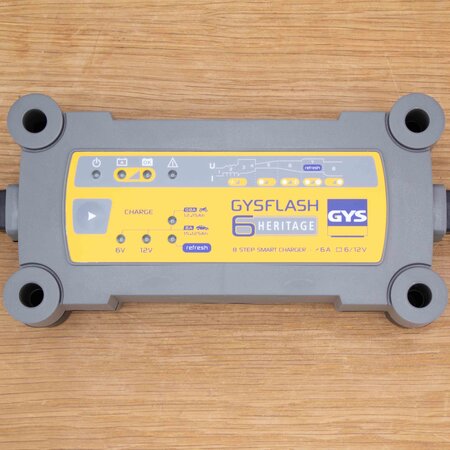 GYS druppellader GYSFLASH Heritage 6A | 6/12V 90W