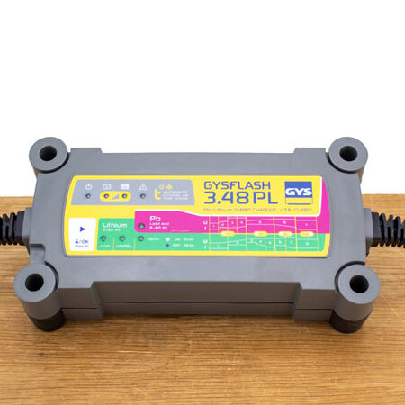 GYS druppellader GYSFLASH 3.48 PL | 48V 3A 195W