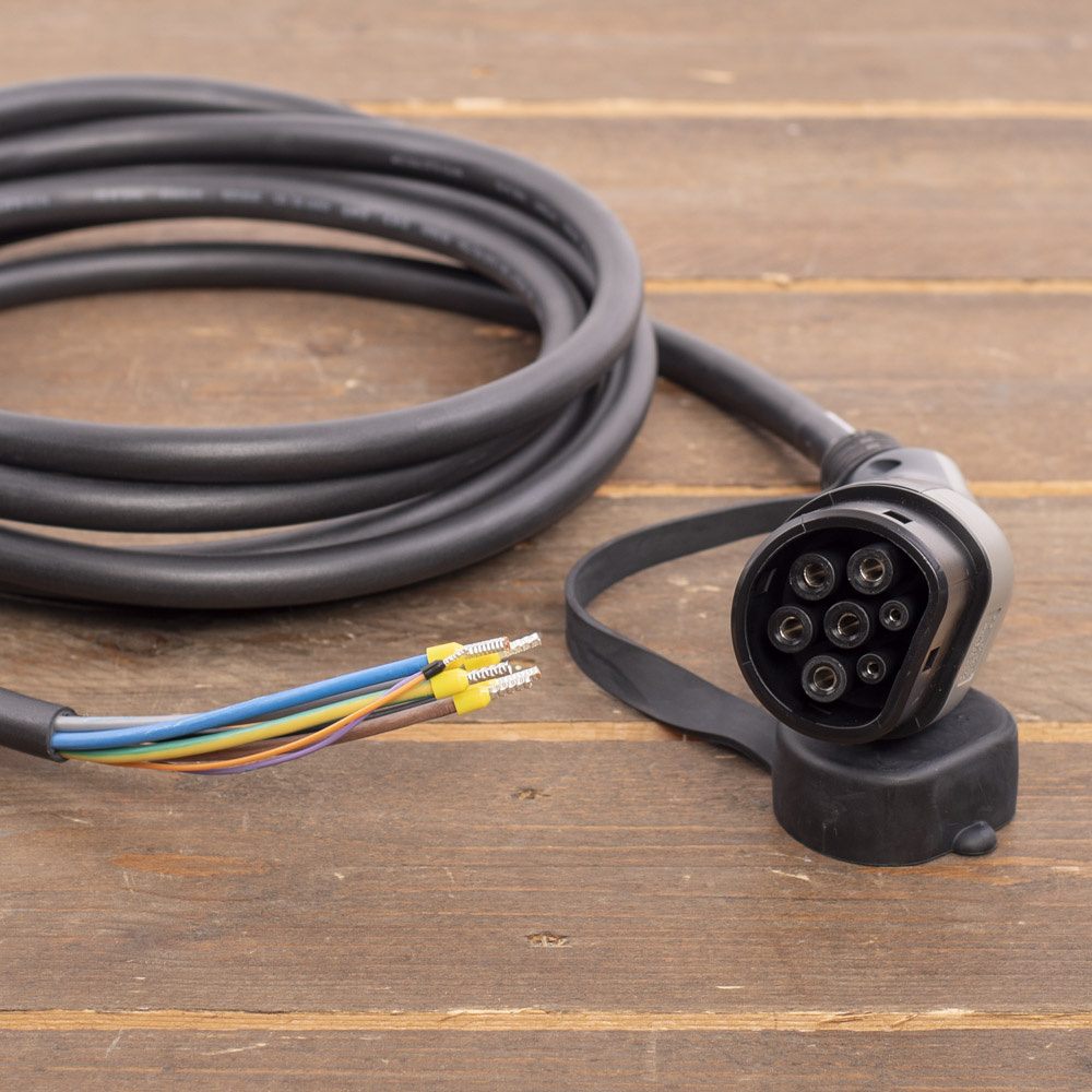 Laadkabel Type 2 naar open einde - 3x32A - 5 meter - Basic Line