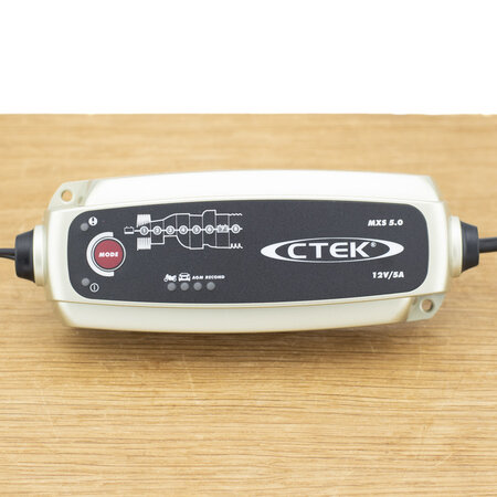 CTEK MXS 5.0 (12V / 0,8A - 5A)