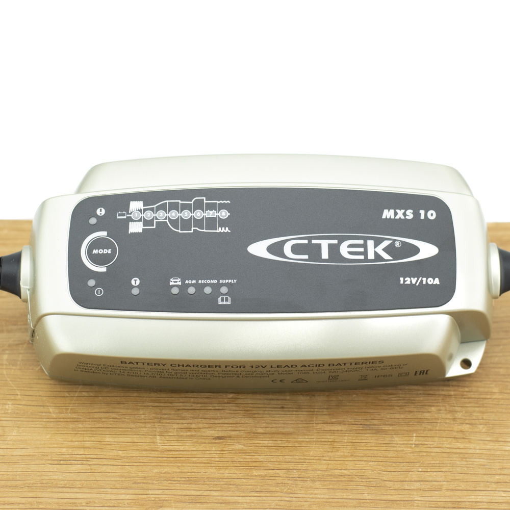 Ctek MXS 10 acculader 
