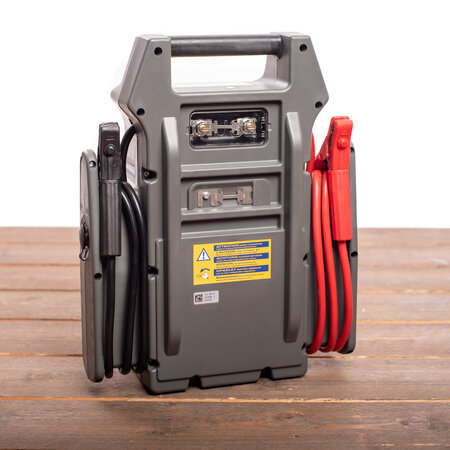 GYS Startpack Truck - 12V / 24V Jumpstarter en 12V voeding