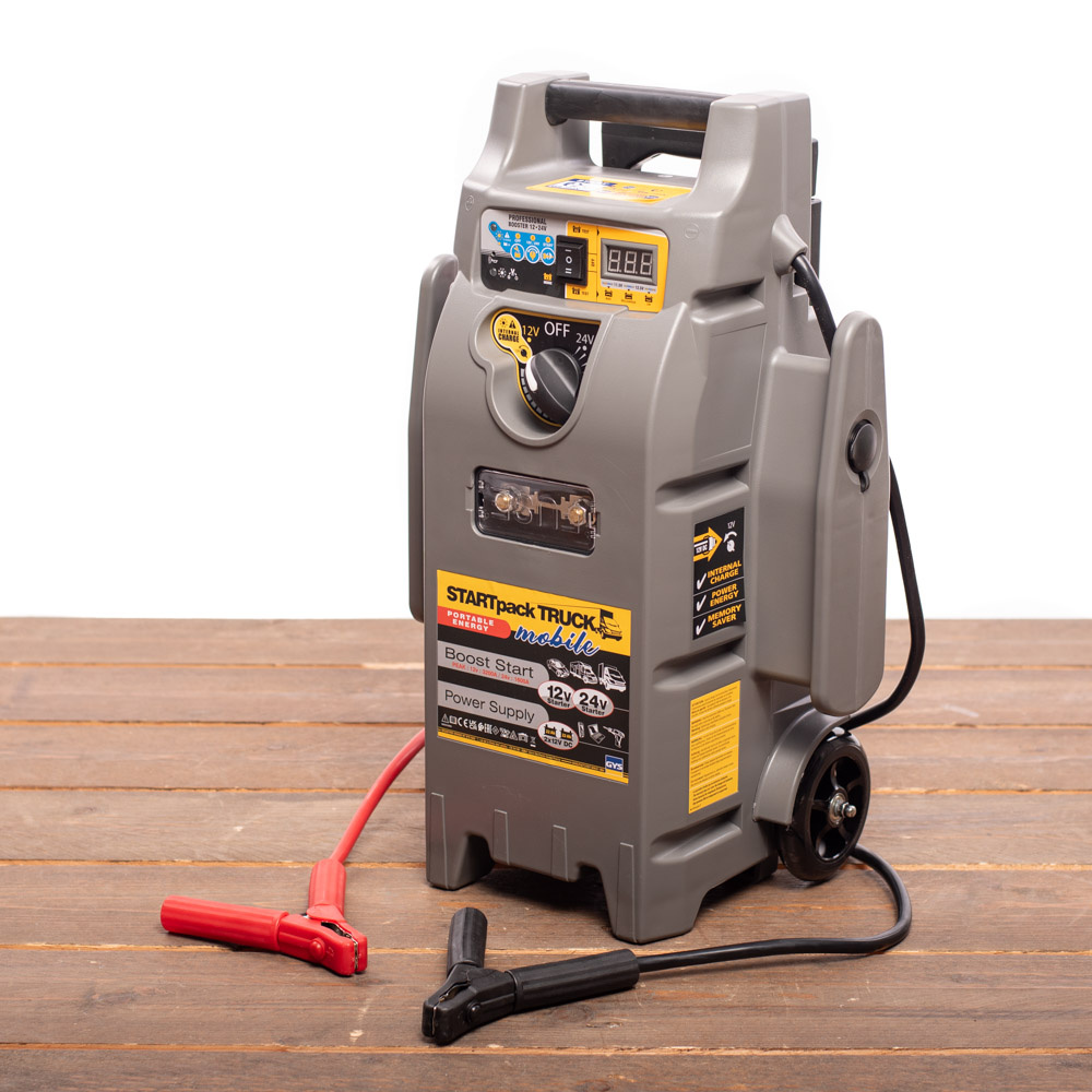 Startpack Truck Mobile - 12V / 24V Jumpstarter en 12V voeding
