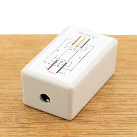 Bypass diode box voor flush zonnepaneel