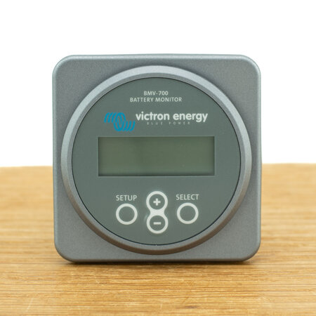 Victron batterij monitor BMV 700 grijs