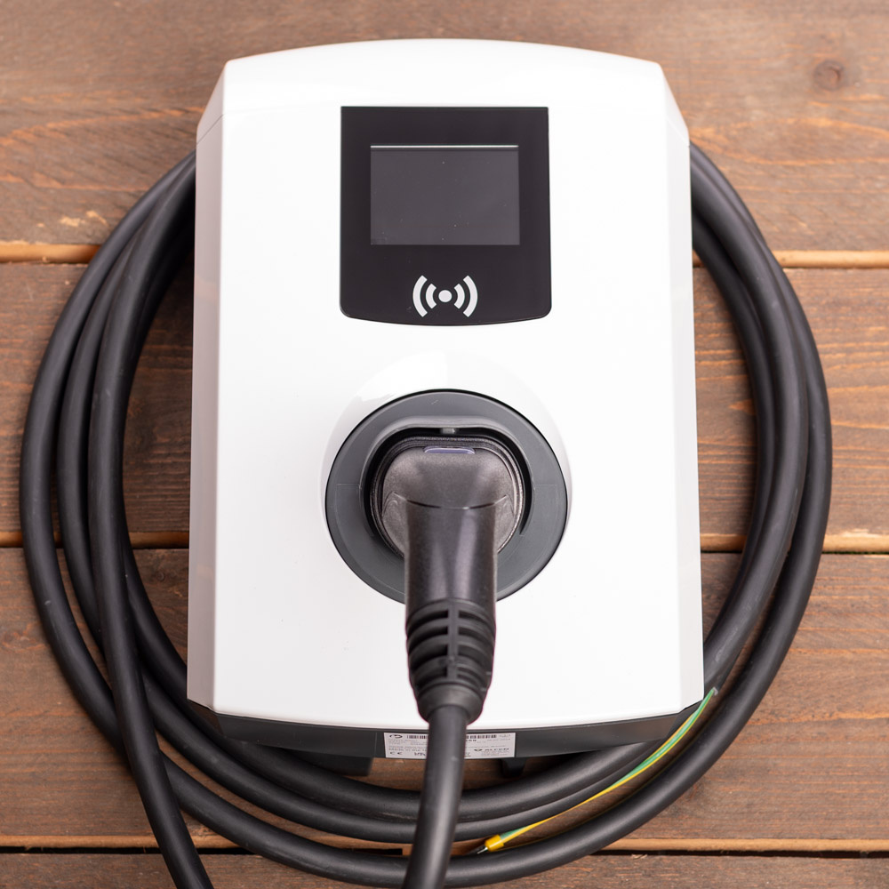 Eve Single Pro-line - 3 x 16A - 10 meter vaste kabel - RFID - E-Flux - Load Balancing