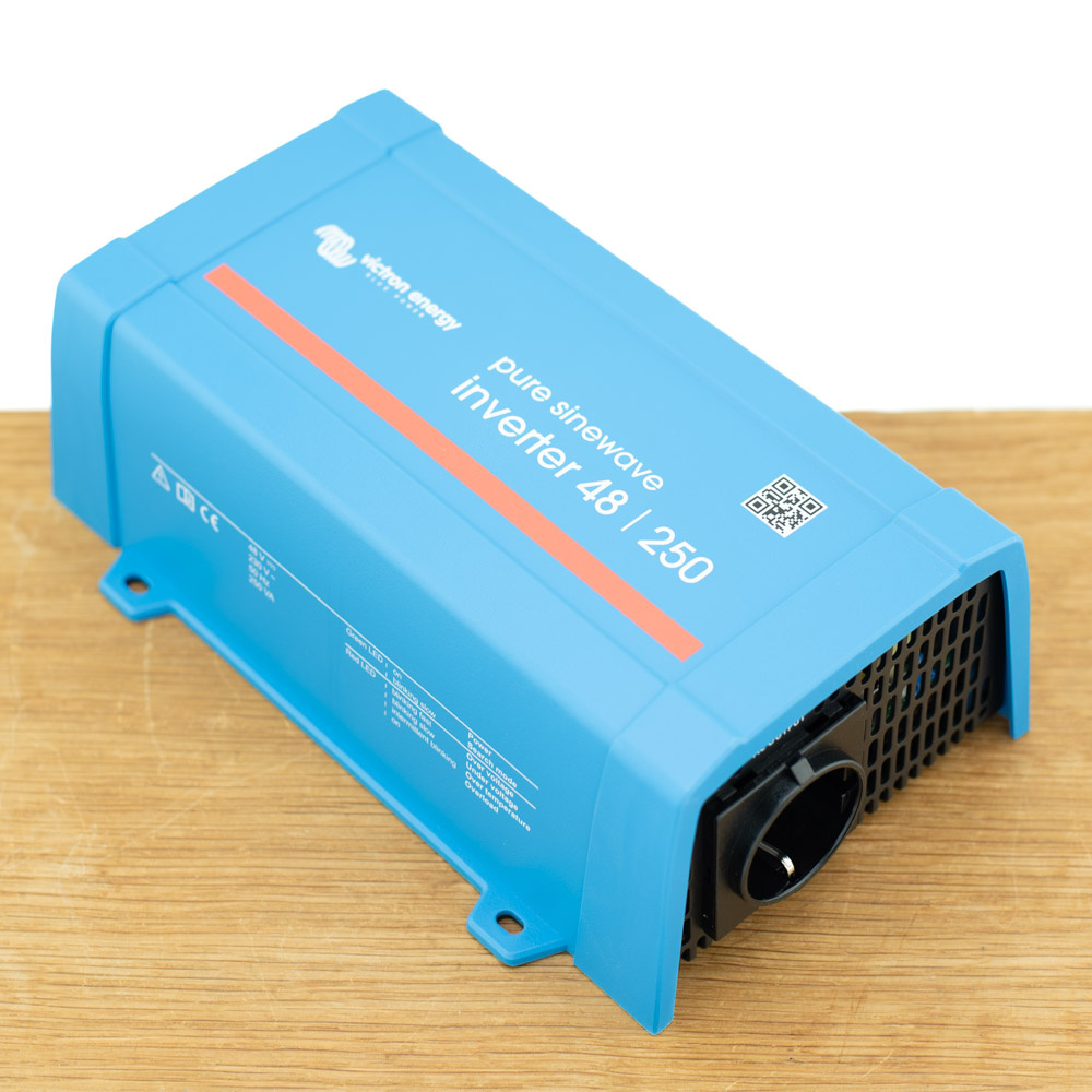 Phoenix 48/250 Omvormer