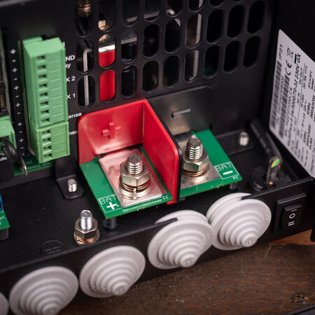 Victron MultiPlus-II GX 24/3000/70-32