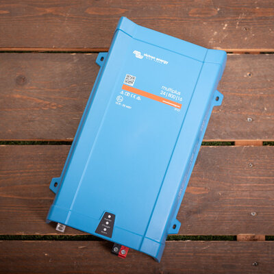 Victron MultiPlus IP21 24/800/16-16