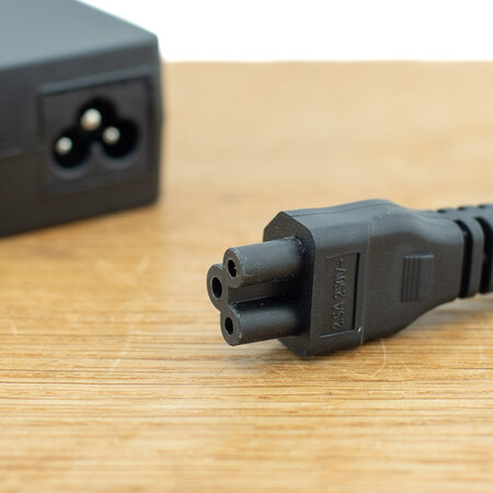 CoreParts USB-C Power lader AC Adapter 87W PD 3.0 met EU netsnoer (C5/C6 Schuko)