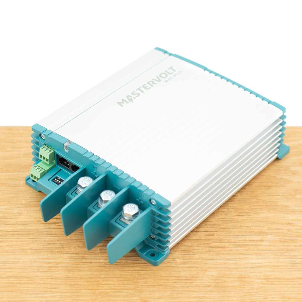 Mac Plus 12/12-50A + CZone