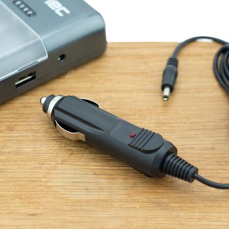 Yanec Universele batterijlader | multifunctionele autolader | 4,2V - 5V - 8,4V