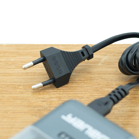 Yanec Universele batterijlader | multifunctionele autolader | 4,2V - 5V - 8,4V